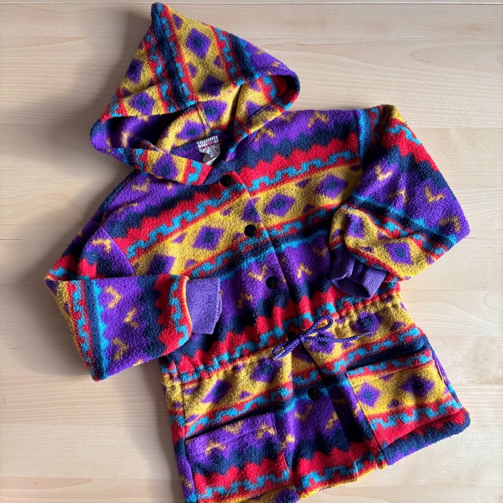 Vintage colourful polar vest size 5 kids.